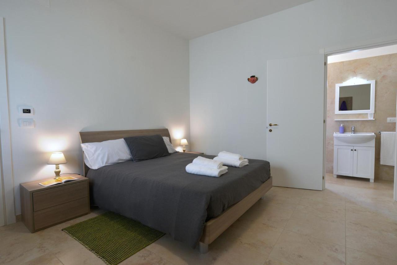 B&B Dei Ciclopi Salice Salentino Exteriör bild