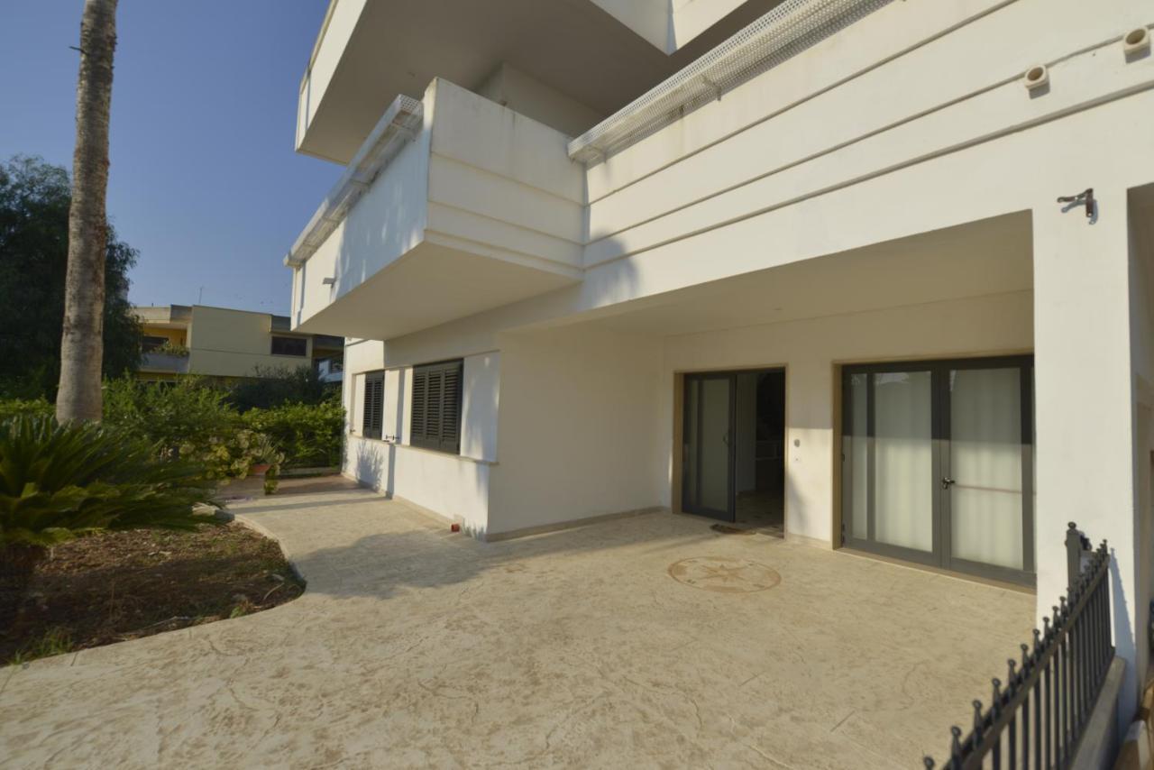 B&B Dei Ciclopi Salice Salentino Exteriör bild